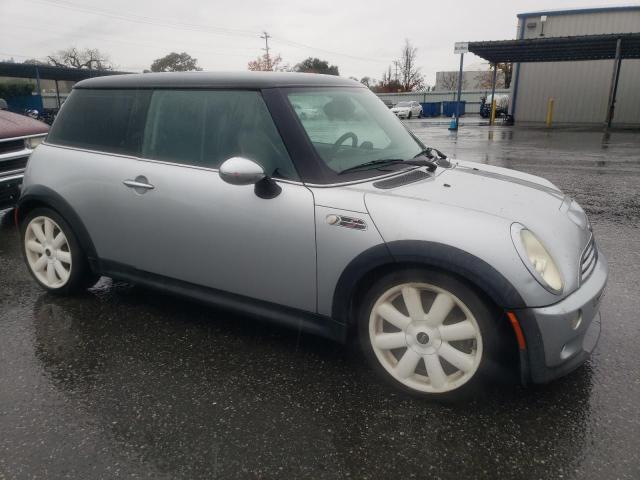 WMWRE33556TL20209 - 2006 MINI COOPER S SILVER photo 4