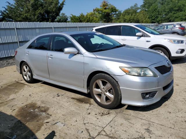 4T1BF3EK6BU141178 - 2011 TOYOTA CAMRY BASE SILVER photo 4