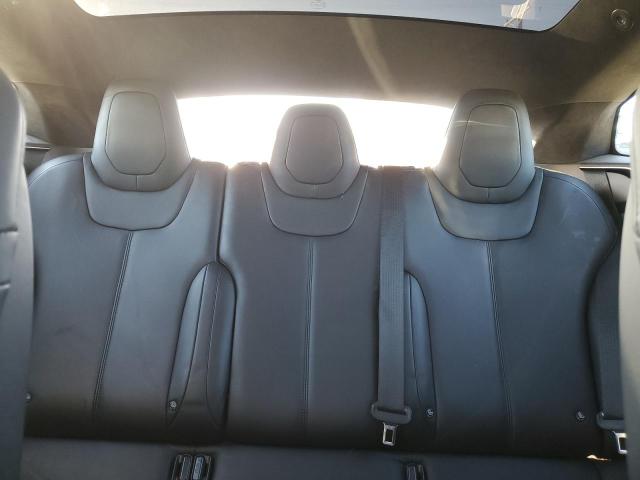 5YJSA1E13GF175464 - 2016 TESLA MODEL S Blau Foto 10