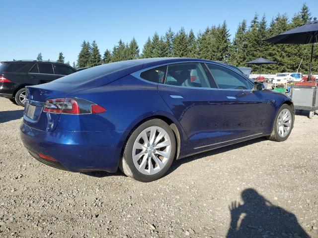 5YJSA1E13GF175464 - 2016 TESLA MODEL S Blau Foto 3
