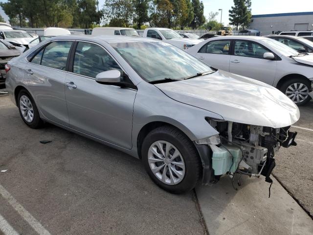 4T4BF1FK1GR578781 - 2016 TOYOTA CAMRY LE SILVER photo 4