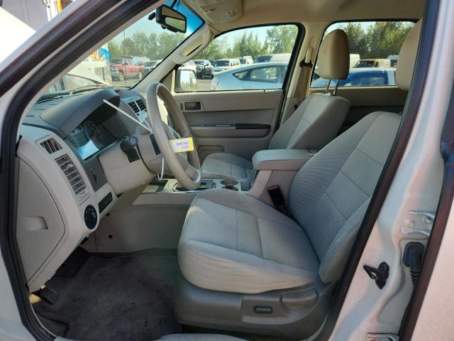 1FMCU0D77BKA44671 - 2011 FORD ESCAPE XLT 白色 照片 7