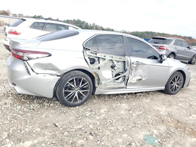 4T1G11AK8PU816308 - 2023 TOYOTA CAMRY SE NIGHT SHADE SILVER photo 3