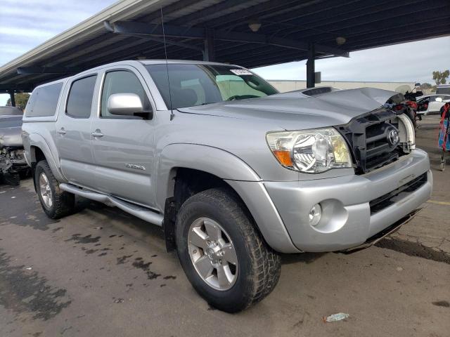 5TEJU62N87Z382857 - 2007 TOYOTA TACOMA DOUBLE CAB PRERUNNER SILVER photo 4