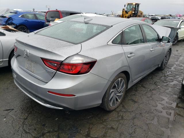 19XZE4F98KE001039 - 2019 HONDA INSIGHT TOURING SILVER photo 3