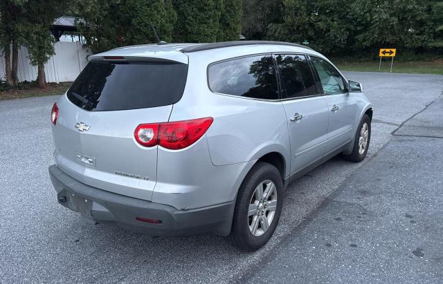 1GNKRGED4BJ397090 - 2011 CHEVROLET TRAVERSE LT Gümüş foto 4