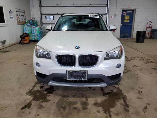 WBAVL1C5XDVR86136 - 2013 BMW X1 XDRIVE28I WHITE photo 5