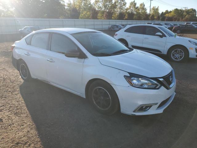 3N1AB7AP0JY276160 - 2018 NISSAN SENTRA S 白色 照片 4