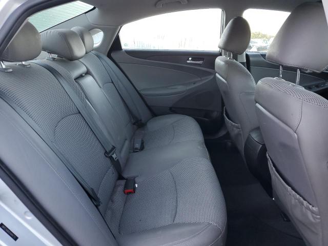 5NPEC4ABXCH444773 - 2012 HYUNDAI SONATA SE SILVER photo 10