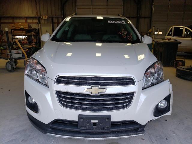 KL7CJRSB8GB542472 - 2016 CHEVROLET TRAX LTZ WHITE photo 5