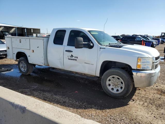 1GB5KZCG3CZ238698 - 2012 CHEVROLET SILVERADO K3500 თეთრი ფოტო 4