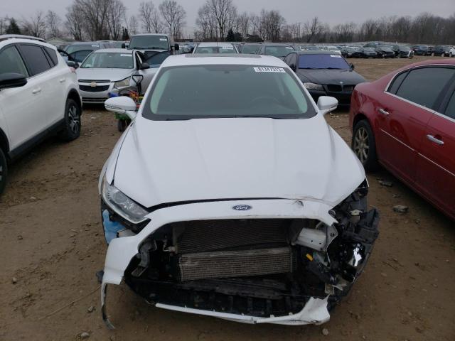 3FA6P0HR9DR124580 - 2013 FORD FUSION SE WHITE photo 5