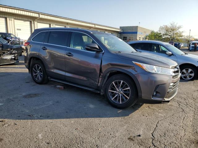 5TDJZRFH7KS917626 - 2019 TOYOTA HIGHLANDER SE CHARCOAL photo 4