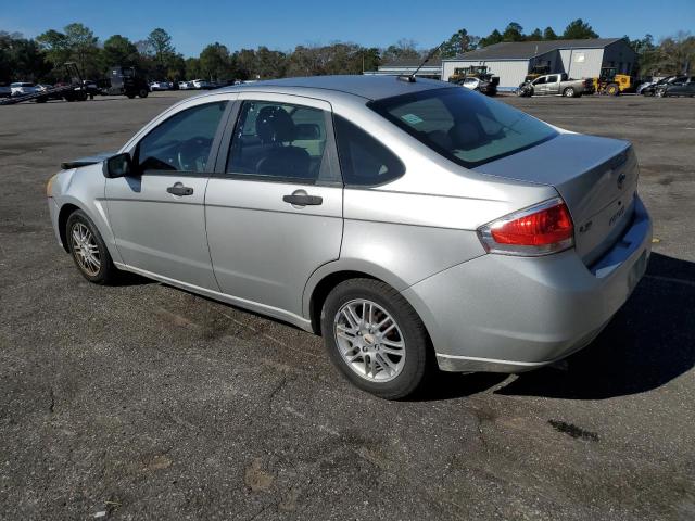 1FAHP35N79W222605 - 2009 FORD FOCUS SE SILVER photo 2