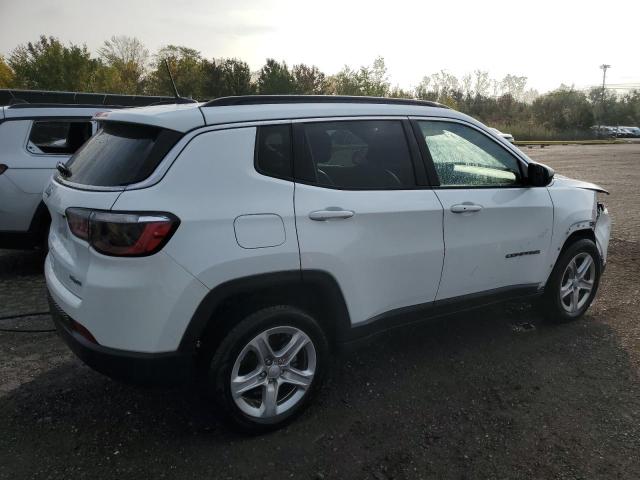 3C4NJDBN9PT561653 - 2023 JEEP COMPASS LATITUDE Blanc photo 3