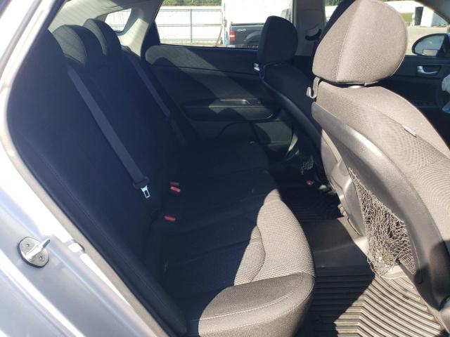 5XXGT4L33KG360089 - 2019 KIA OPTIMA LX Silber Foto 10