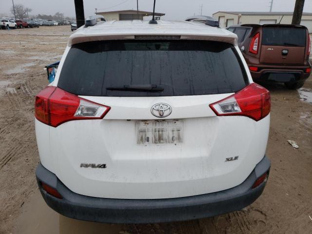 JTMWFREV5FD059242 - 2015 TOYOTA RAV4 XLE WHITE photo 6