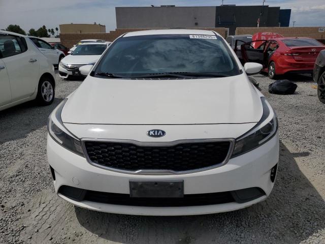3KPFK4A77JE254384 - 2018 KIA FORTE LX Ақ фото 5