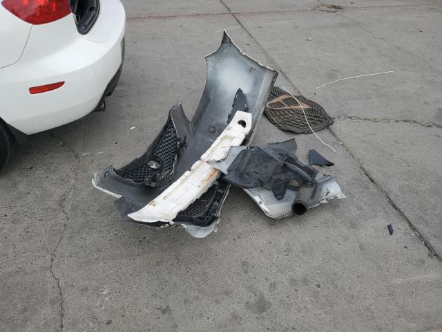 JM1BK12G861540007 - 2006 MAZDA 3 I WHITE photo 12