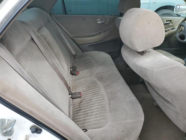 1HGCG5645WA162694 - 1998 HONDA ACCORD LX WHITE photo 10