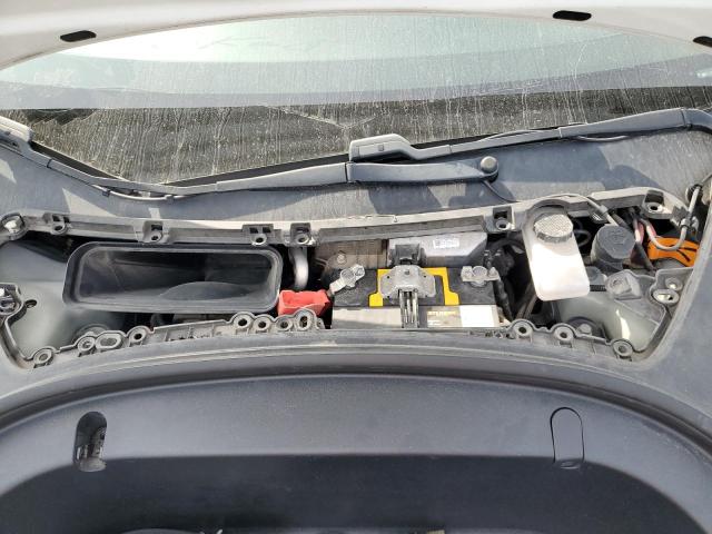 5YJ3E1EA5JF035318 - 2018 TESLA MODEL 3 Beyaz fotoğraf 12