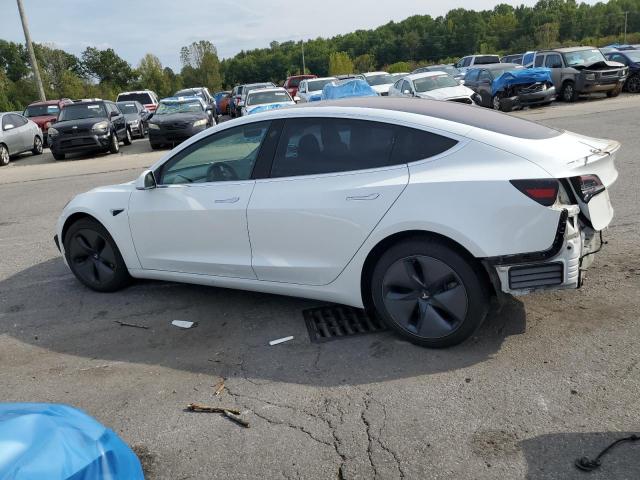 5YJ3E1EA5JF035318 - 2018 TESLA MODEL 3 Beyaz fotoğraf 2