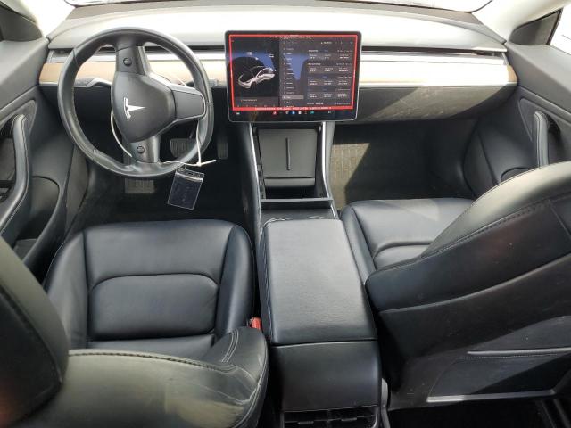 5YJ3E1EA5JF035318 - 2018 TESLA MODEL 3 Beyaz fotoğraf 8