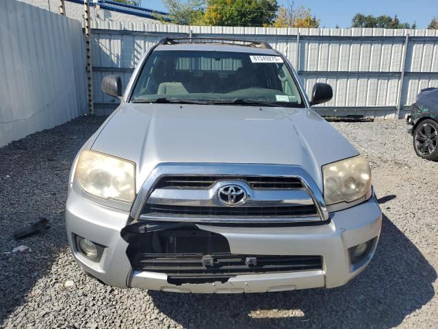 JTEBU14R978090963 - 2007 TOYOTA 4RUNNER SR5 Серебристый фото 5