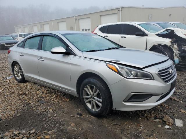 5NPE24AFXHH509781 - 2017 HYUNDAI SONATA SE SILVER photo 4