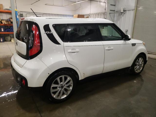 KNDJN2A25H7458735 - 2017 KIA SOUL WHITE photo 3