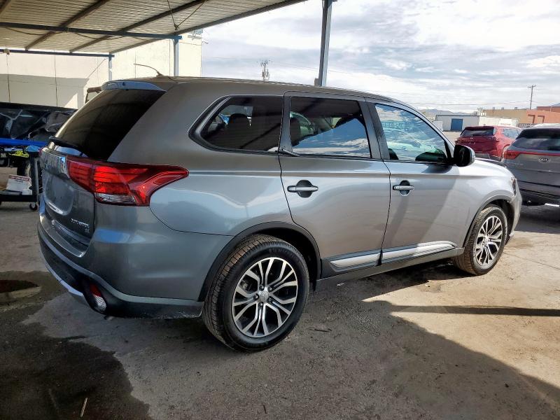 JA4AD3A33GZ052225 - 2016 MITSUBISHI OUTLANDER SE GRAY photo 3