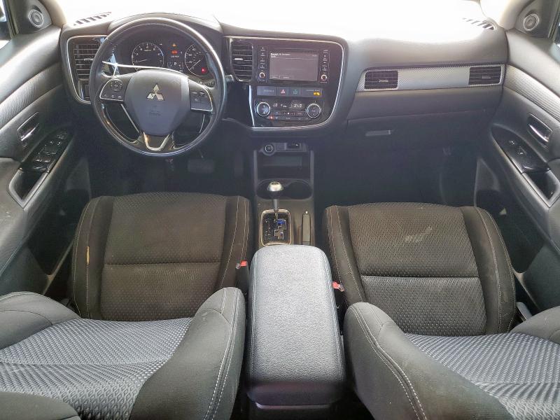 JA4AD3A33GZ052225 - 2016 MITSUBISHI OUTLANDER SE GRAY photo 8