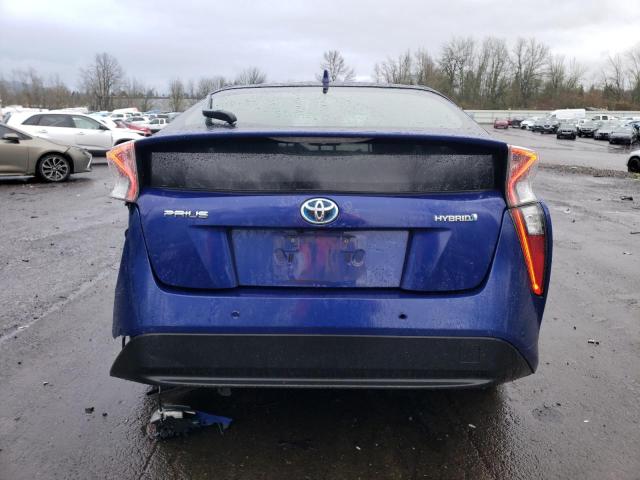 JTDKARFU7J3550624 - 2018 TOYOTA PRIUS BLUE photo 6