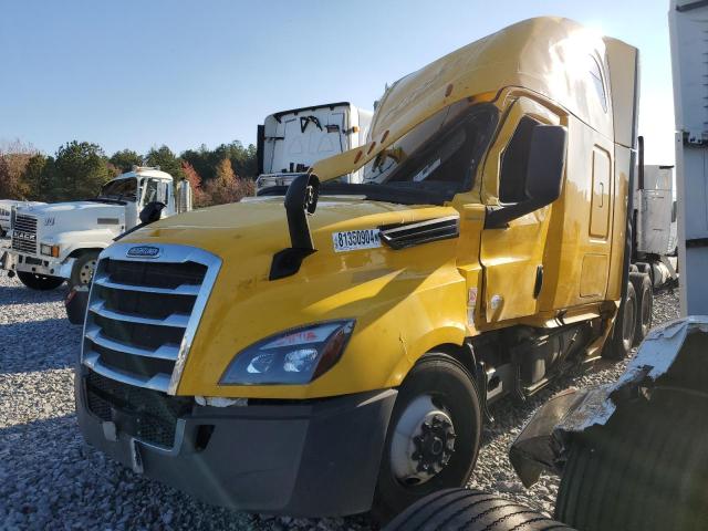 3AKJHHDR6LSLP5394 - 2020 FREIGHTLINER CASCADIA 1 YELLOW photo 2