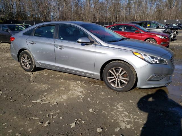 5NPE24AF9FH099732 - 2015 HYUNDAI SONATA SE GRAY photo 4