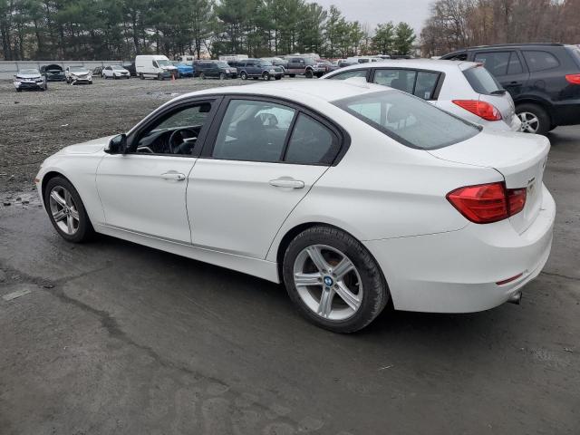 WBA3C3C58DF981384 - 2013 BMW 320 I XDRIVE WHITE photo 2