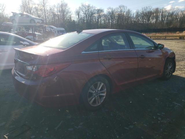 5NPEB4AC9DH507939 - 2013 HYUNDAI SONATA GLS RED photo 3