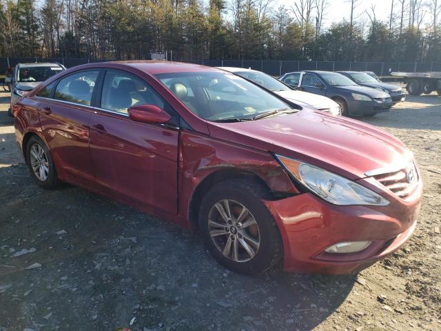 5NPEB4AC9DH507939 - 2013 HYUNDAI SONATA GLS RED photo 4