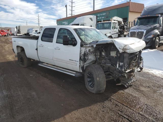 1GCHK33608F134093 - 2008 CHEVROLET SILVERADO K3500 WHITE photo 4