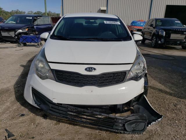 KNADM4A39E6396467 - 2014 KIA RIO LX WHITE photo 5