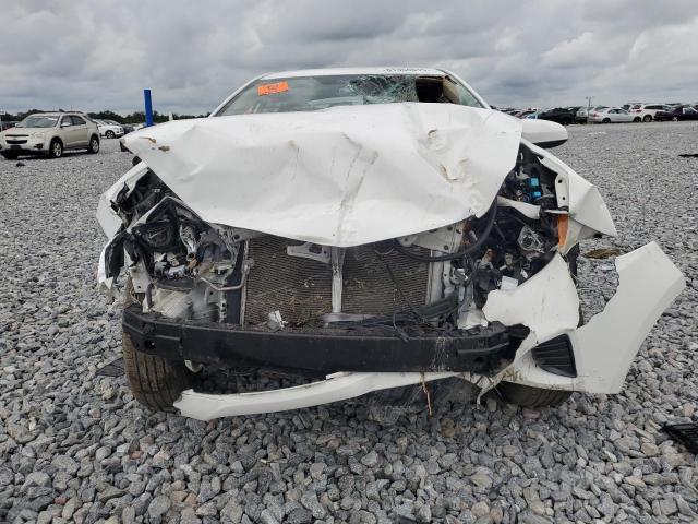 2T1BURHEXFC465823 - 2015 TOYOTA COROLLA L WHITE photo 5