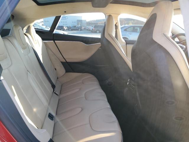 5YJSA1CP4DFP17612 - 2013 TESLA MODEL S RED photo 10
