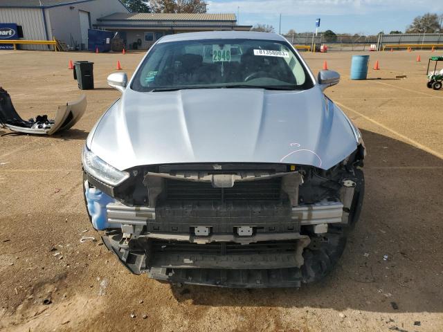 3FA6P0H70ER352807 - 2014 FORD FUSION SE SILVER photo 5