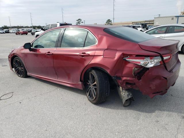 4T1B61HK2JU666205 - 2018 TOYOTA CAMRY XSE MAROON photo 2