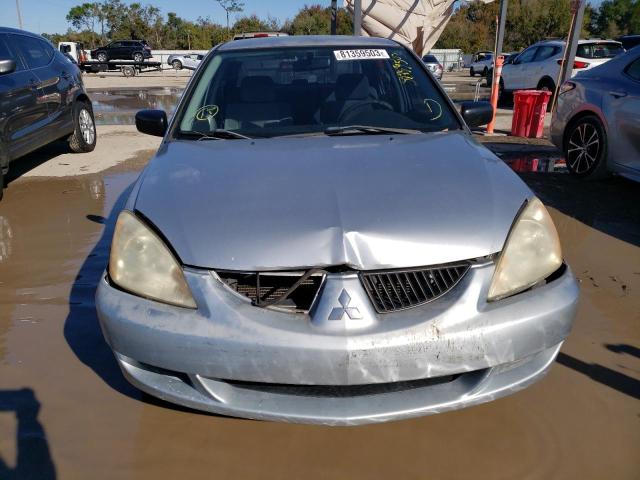 JA3AJ26E84U036435 - 2004 MITSUBISHI LANCER ES SILVER photo 5