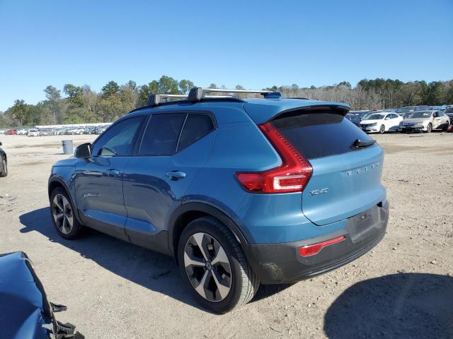 YV4L12UL6P2062752 - 2023 VOLVO XC40 PLUS BLUE photo 2