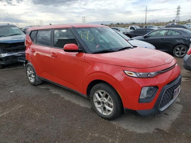 KNDJ23AU4N7182947 - 2022 KIA SOUL LX RED photo 4