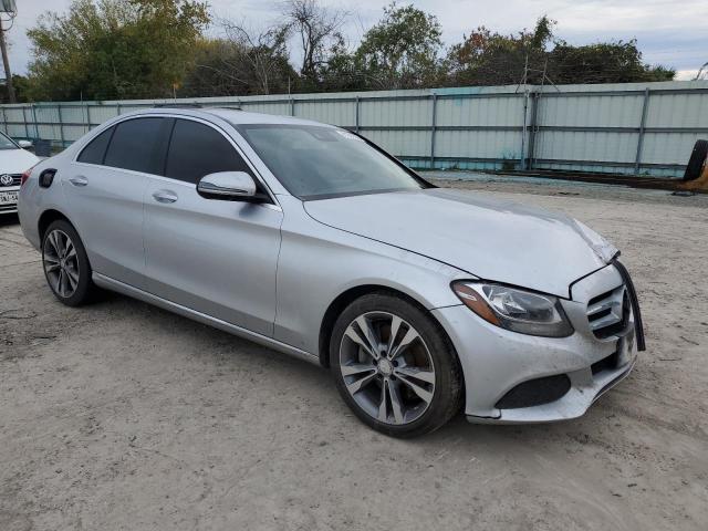 55SWF4JB5GU131077 - 2016 MERCEDES-BENZ C 300 SILVER photo 4