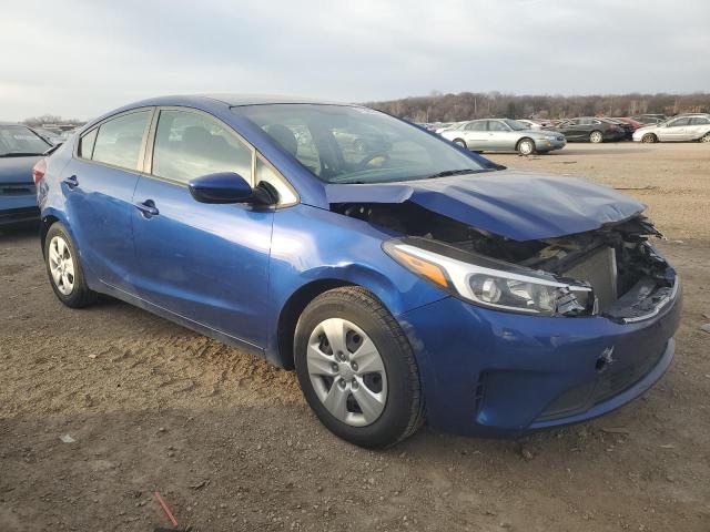 3KPFK4A79HE136153 - 2017 KIA FORTE LX BLUE photo 4