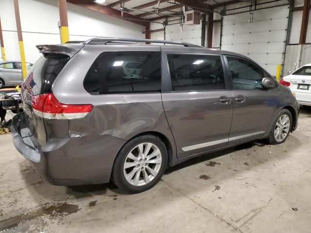 5TDYK3DC1DS347536 - 2013 TOYOTA SIENNA XLE GRAY photo 3